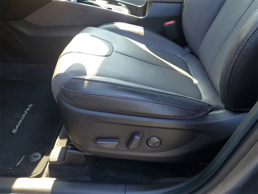 Used 2019 Hyundai Santa Fe Limited image 19
