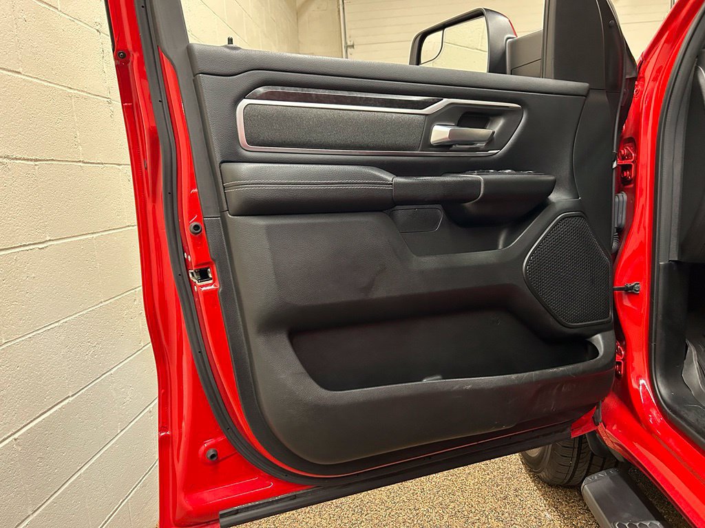 Used 2019 RAM 1500 Big Horn AWD/4WD image 13