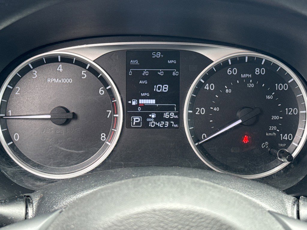 Used 2020 Nissan Kicks S image 20