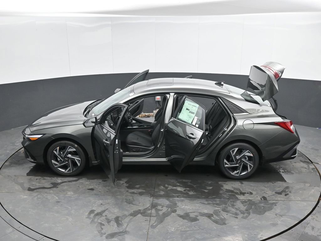 New 2026 Hyundai Elantra Limited image 55