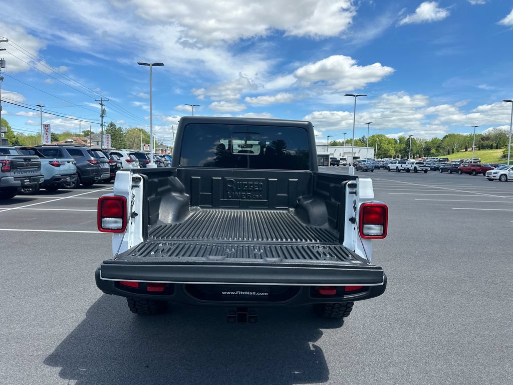 Used 2023 Jeep Gladiator Rubicon AWD/4WD image 11