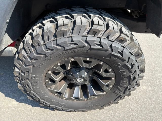 Used 2018 Jeep Wrangler Rubicon AWD/4WD image 14