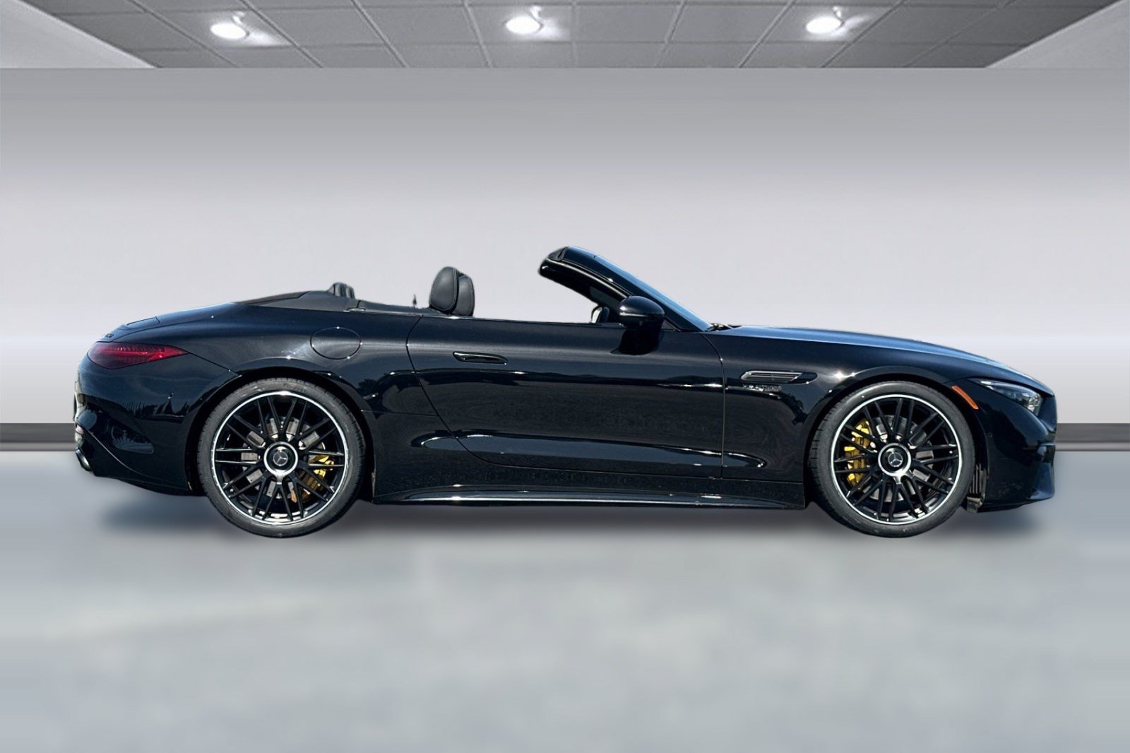 Used 2023 Mercedes-Benz SL 63 AMG 4MATIC image 7