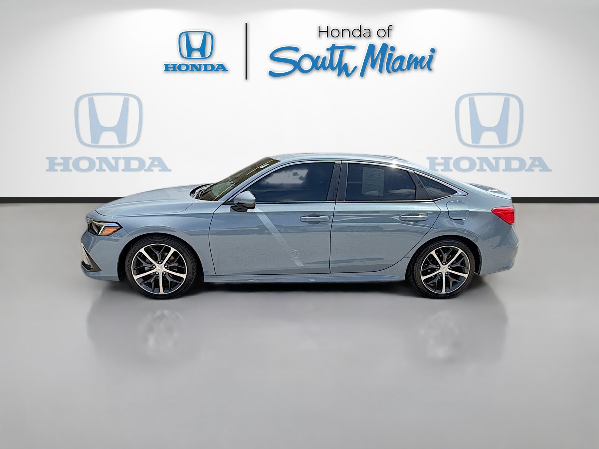 Certified 2022 Honda Civic Touring image 4