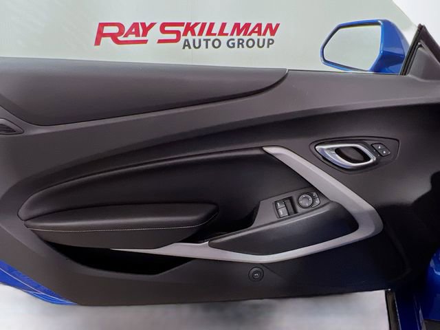 Used 2018 Chevrolet Camaro LT image 29