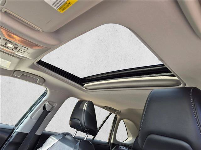Used 2019 Toyota RAV4 XLE Premium FWD image 14