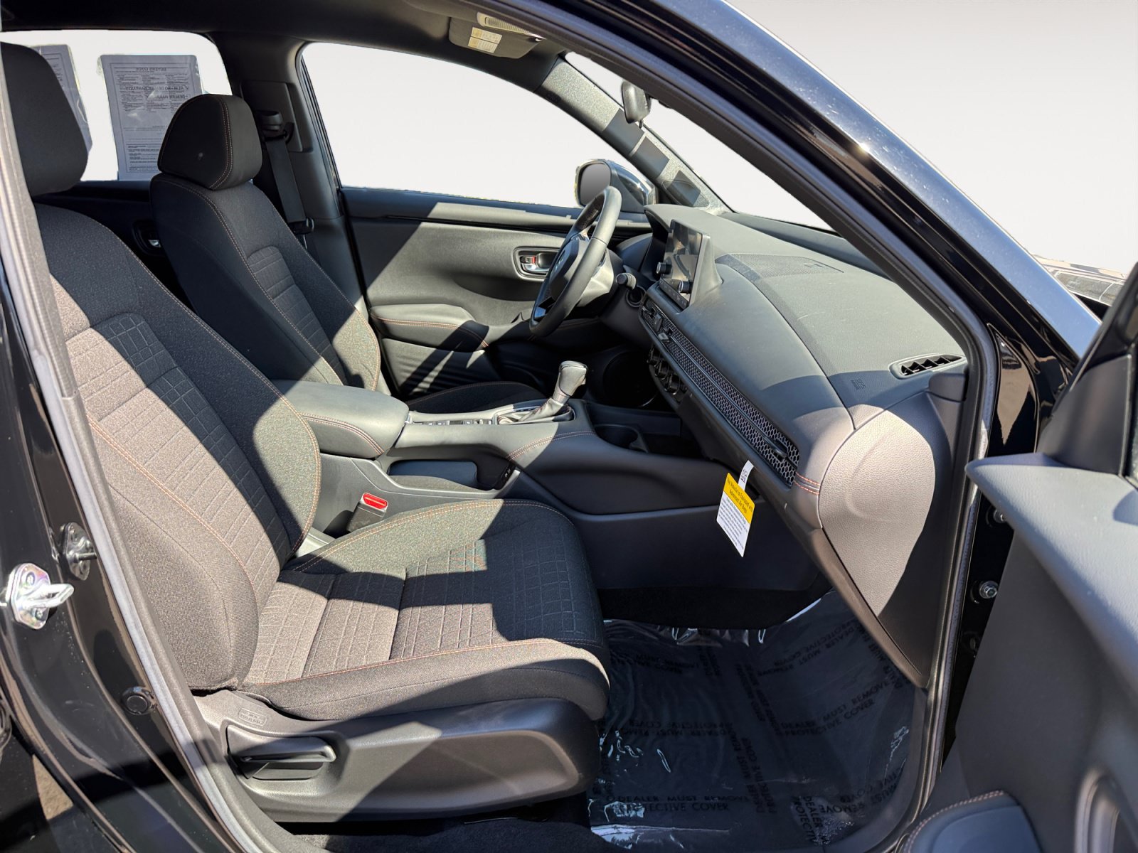 Used 2024 Honda HR-V Sport image 19