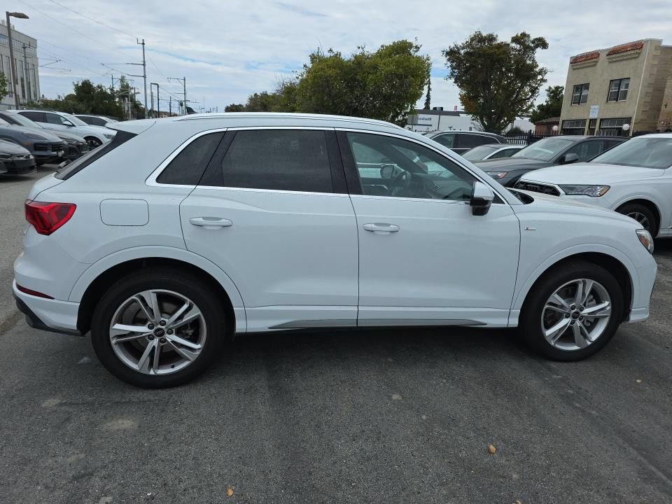Used 2023 Audi Q3 2.0T Premium Plus w/ Premium Plus Package AWD/4WD image 5