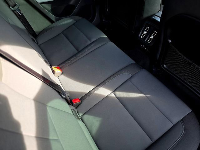 Used 2021 Polestar Polestar 2 image 32