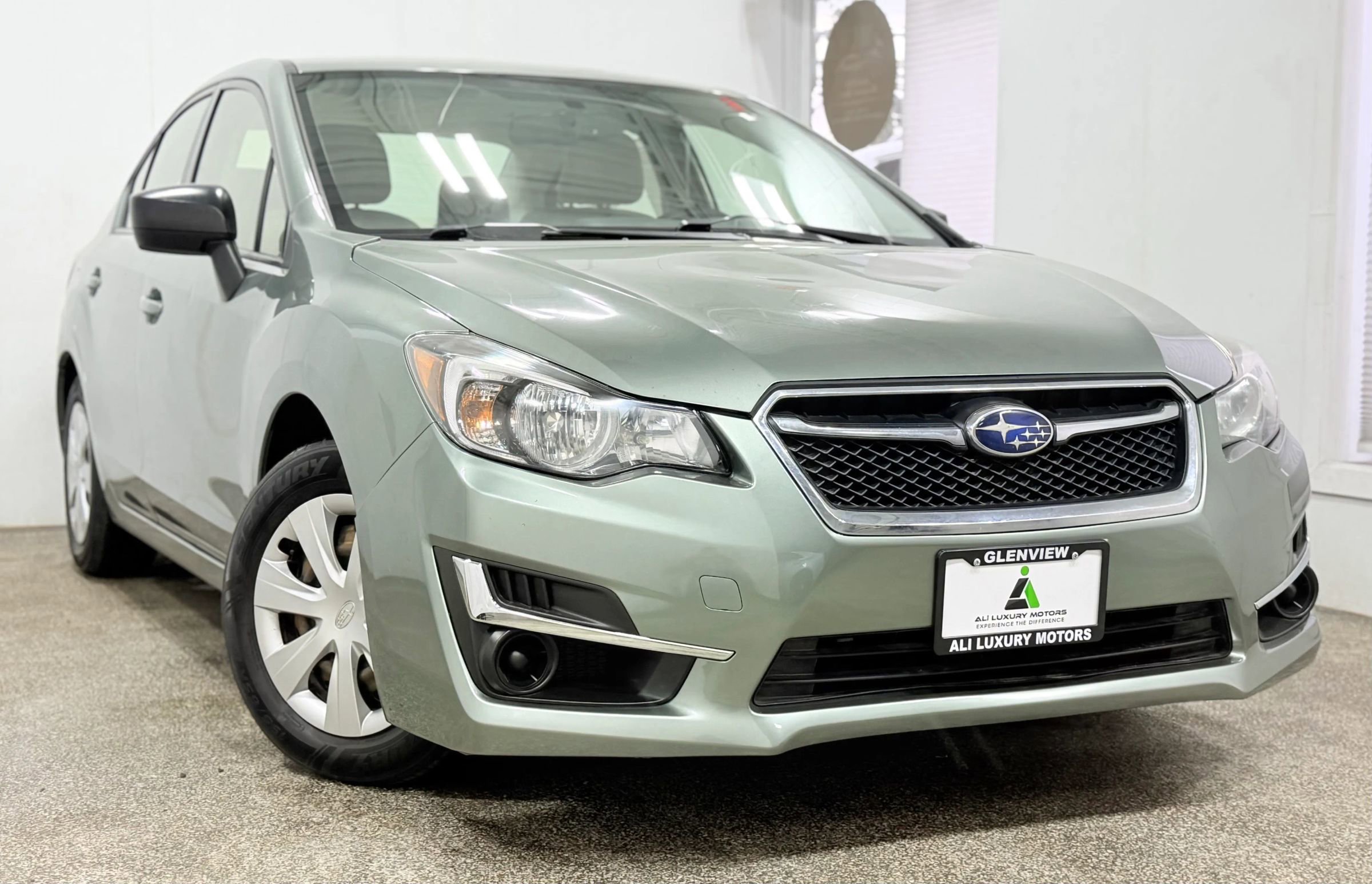 Used 2016 Subaru Impreza 2.0i image 3