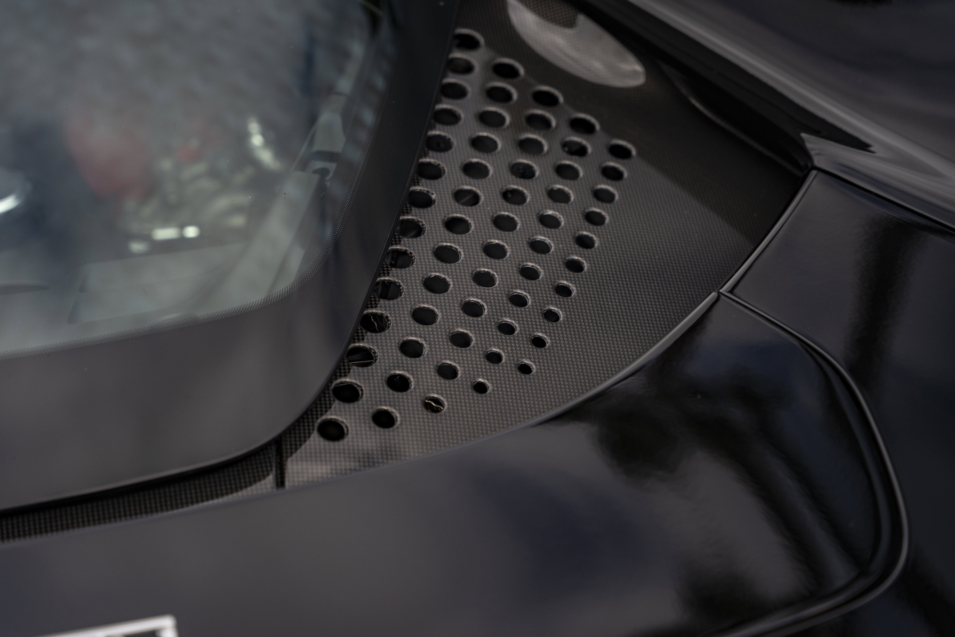 Certified 2023 Ferrari SF90 Spider image 16