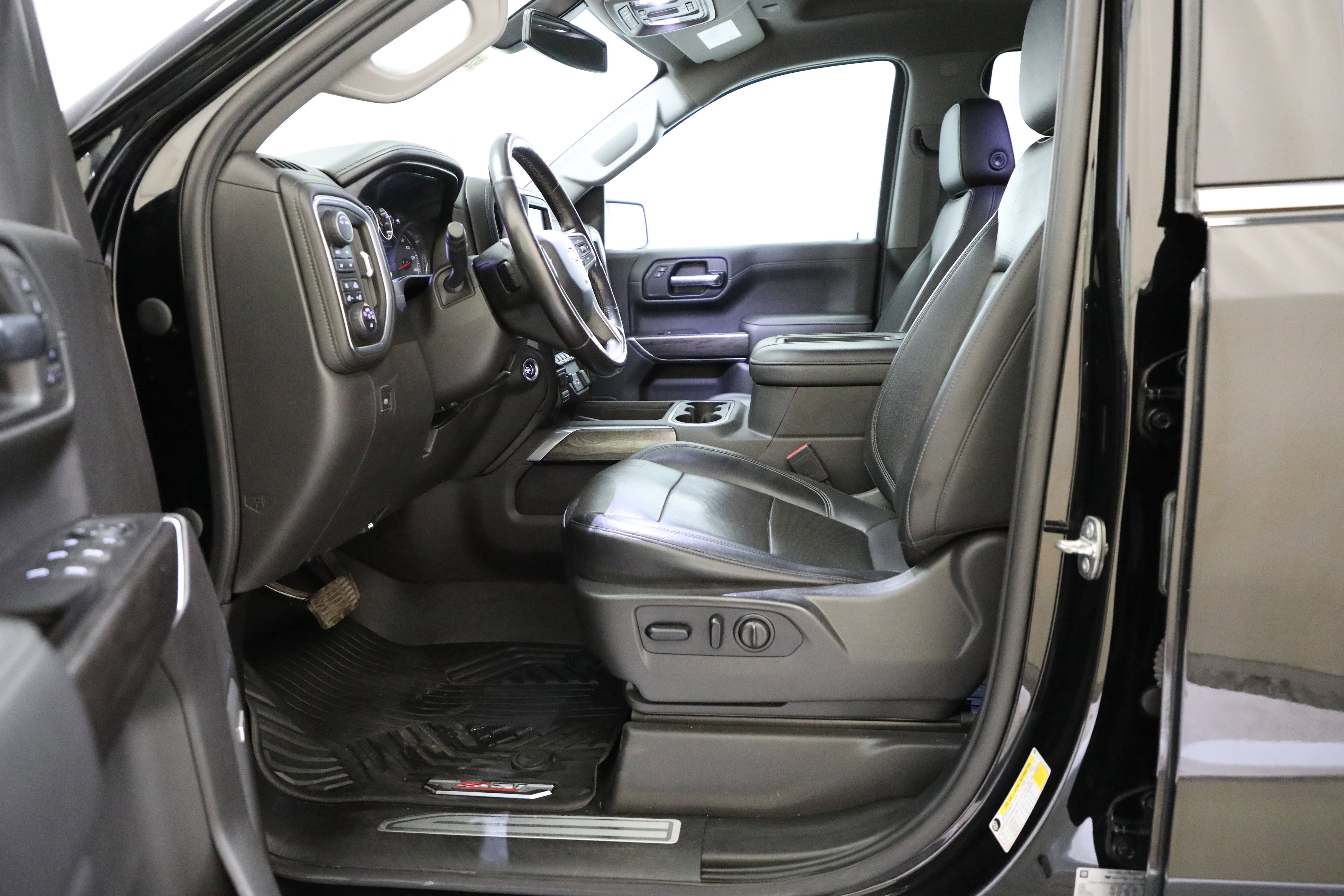 Used 2020 Chevrolet Silverado 1500 LTZ w/ LTZ Plus Package image 8