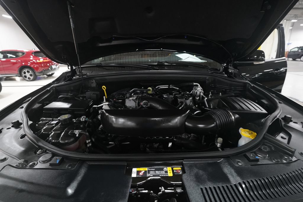 Used 2023 Dodge Durango GT AWD/4WD image 3