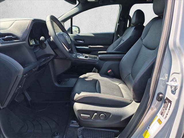 New 2026 Toyota Sienna XSE FWD image 4