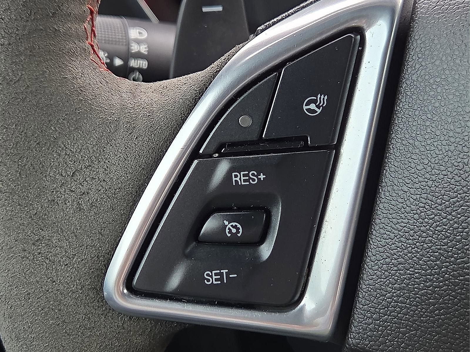 Used 2022 Chevrolet Camaro ZL1 image 18