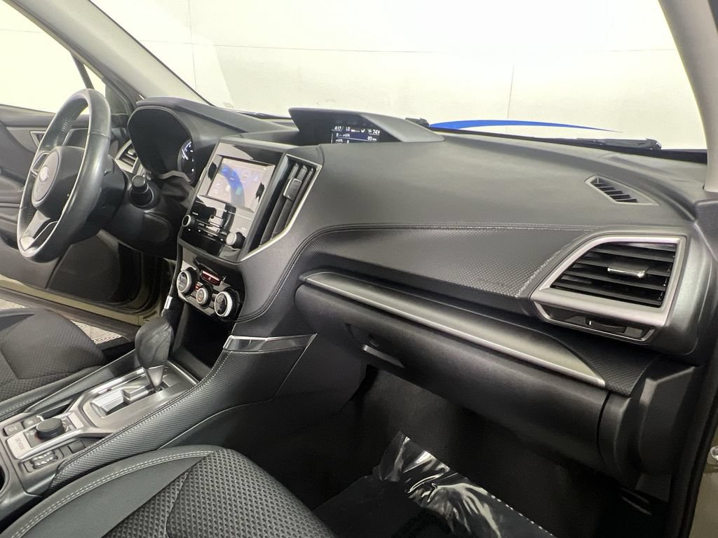 Used 2024 Subaru Forester Premium AWD/4WD image 29