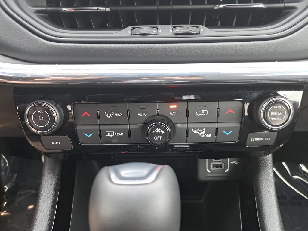 Certified 2022 Jeep Compass Limited AWD/4WD image 21