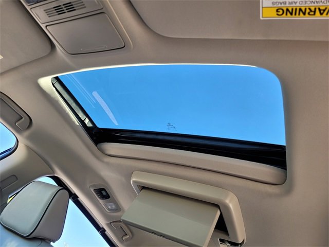 New 2026 Honda Odyssey Touring image 7