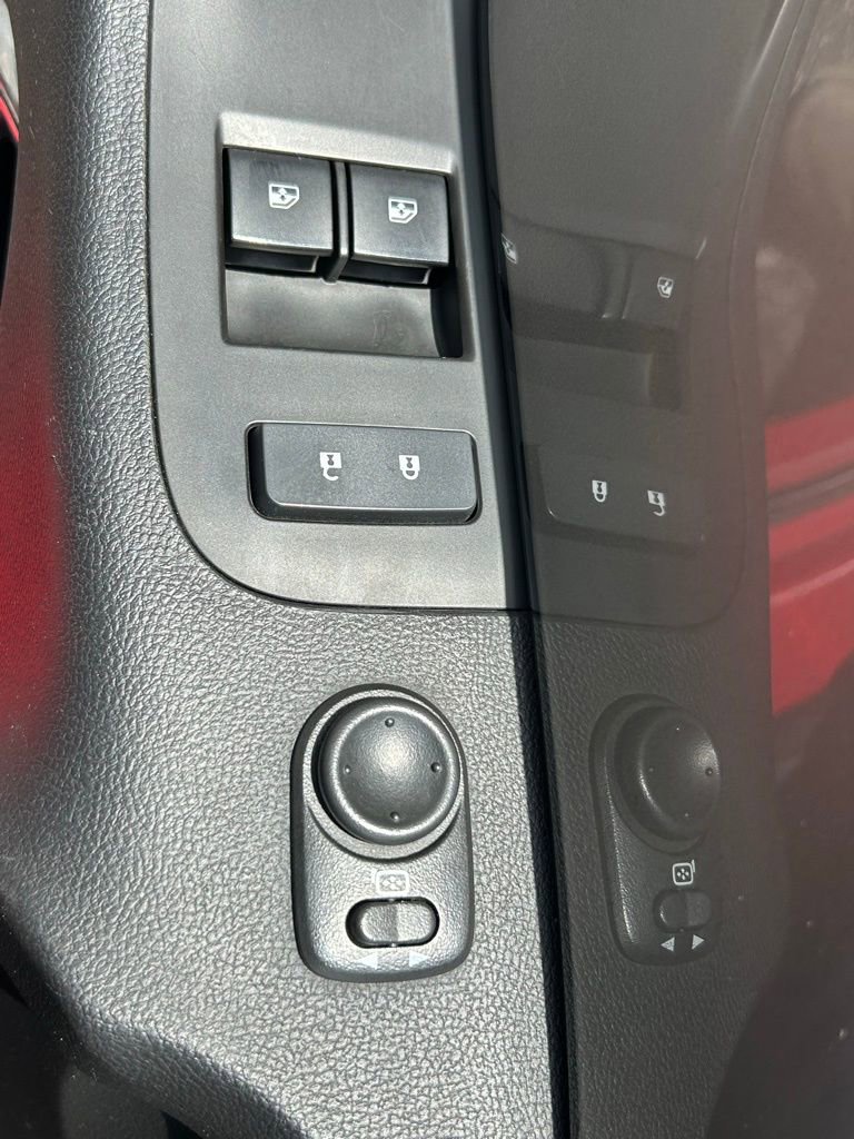 Used 2015 Chevrolet Camaro LT image 30