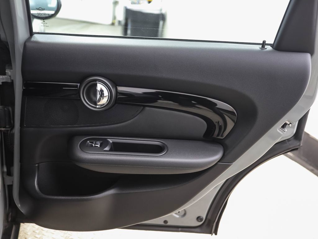 Used 2022 MINI Cooper Clubman John Cooper Works image 24