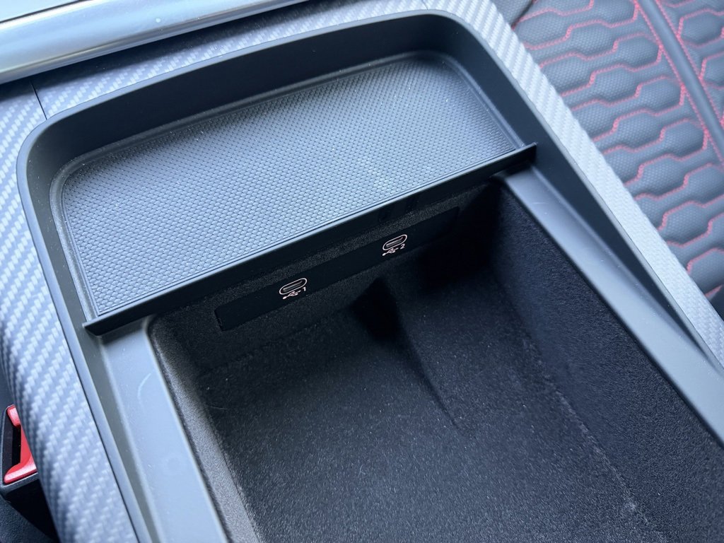 Used 2025 Audi RS Q8 performance image 39