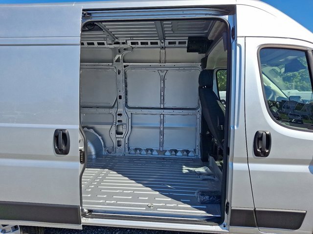 Used 2025 RAM ProMaster 1500 w/ Quick Order Package 22H SLT+ image 11
