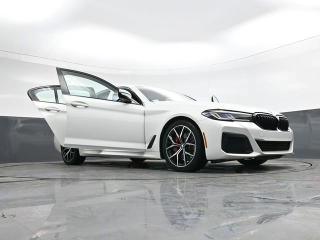 Used 2023 BMW 530i xDrive w/ M Sport Package image 47