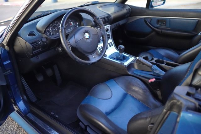 Used 2001 BMW Z3 3.0i RWD image 2
