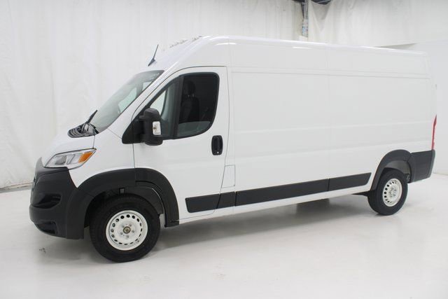 Used 2025 RAM ProMaster 2500 w/ Storage Group image 2