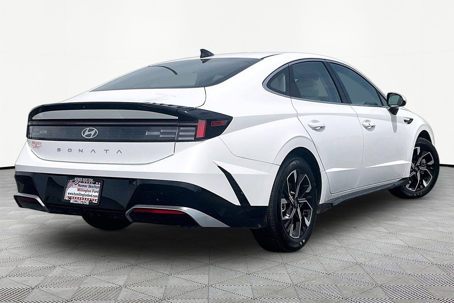 Used 2025 Hyundai Sonata SEL FWD image 11