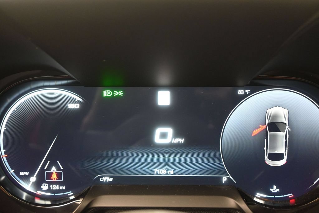 Used 2025 Alfa Romeo Giulia w/ Veloce Package Rwd image 13