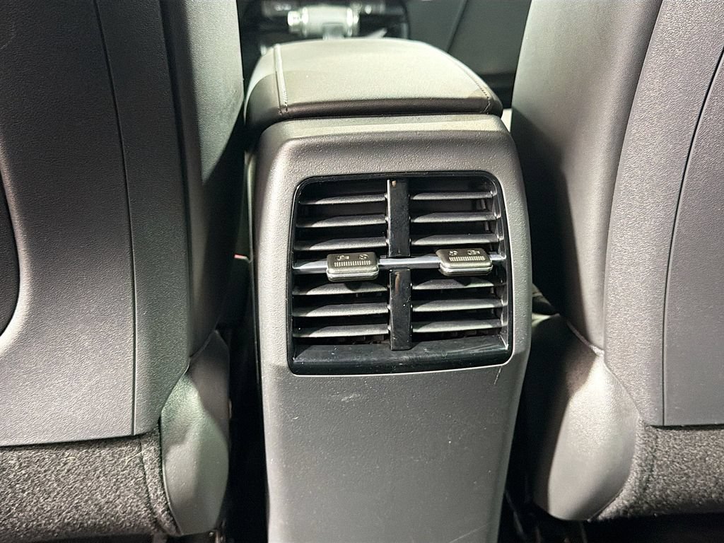 Used 2024 Kia Niro EX FWD image 25