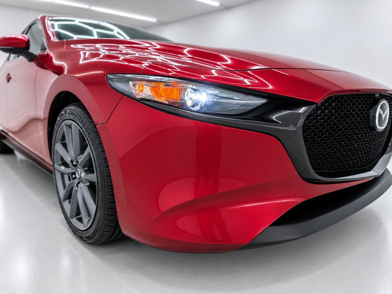 Used 2019 MAZDA MAZDA3 AWD Hatchback w/ Preferred Pkg image 36