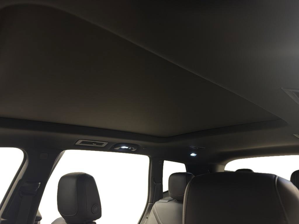 Used 2021 Cadillac XT6 Premium Luxury image 15