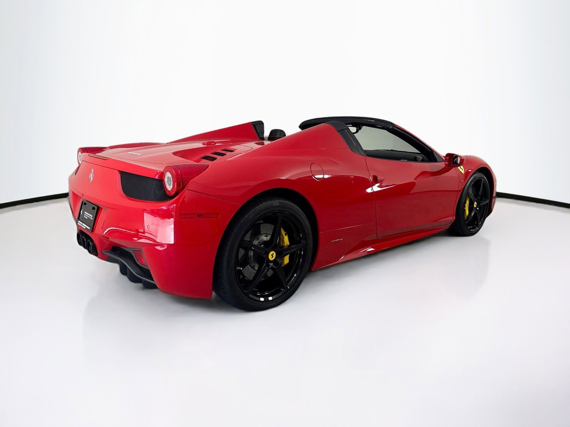 Certified 2015 Ferrari 458 Spider RWD image 7