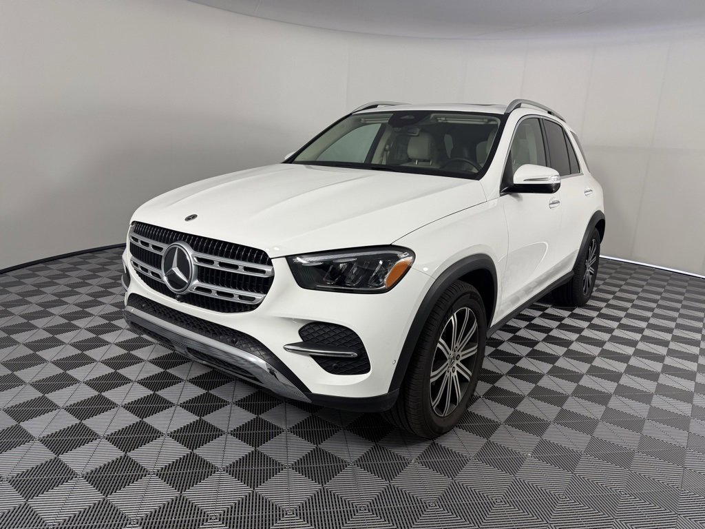 Certified 2025 Mercedes-Benz GLE 350 4MATIC image 3