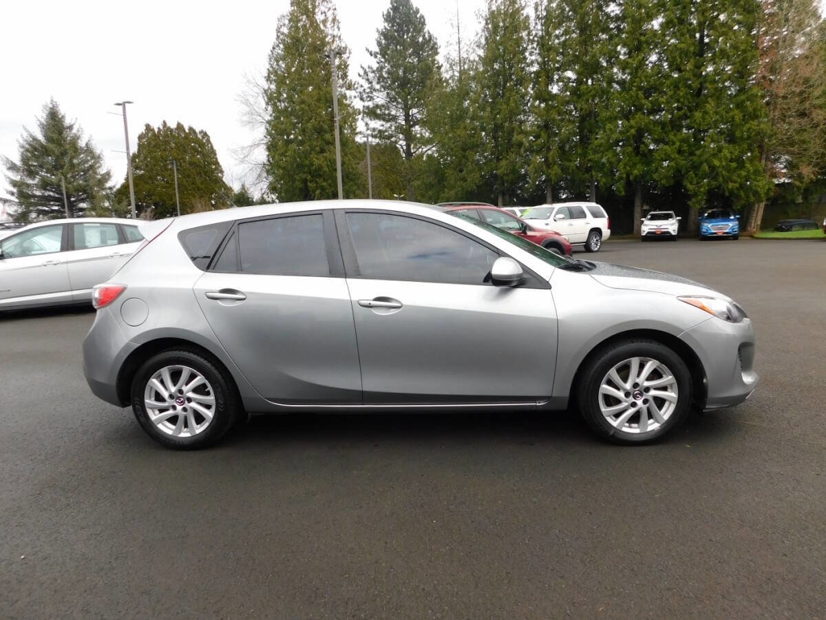 Used 2013 MAZDA MAZDA3 i Touring image 19