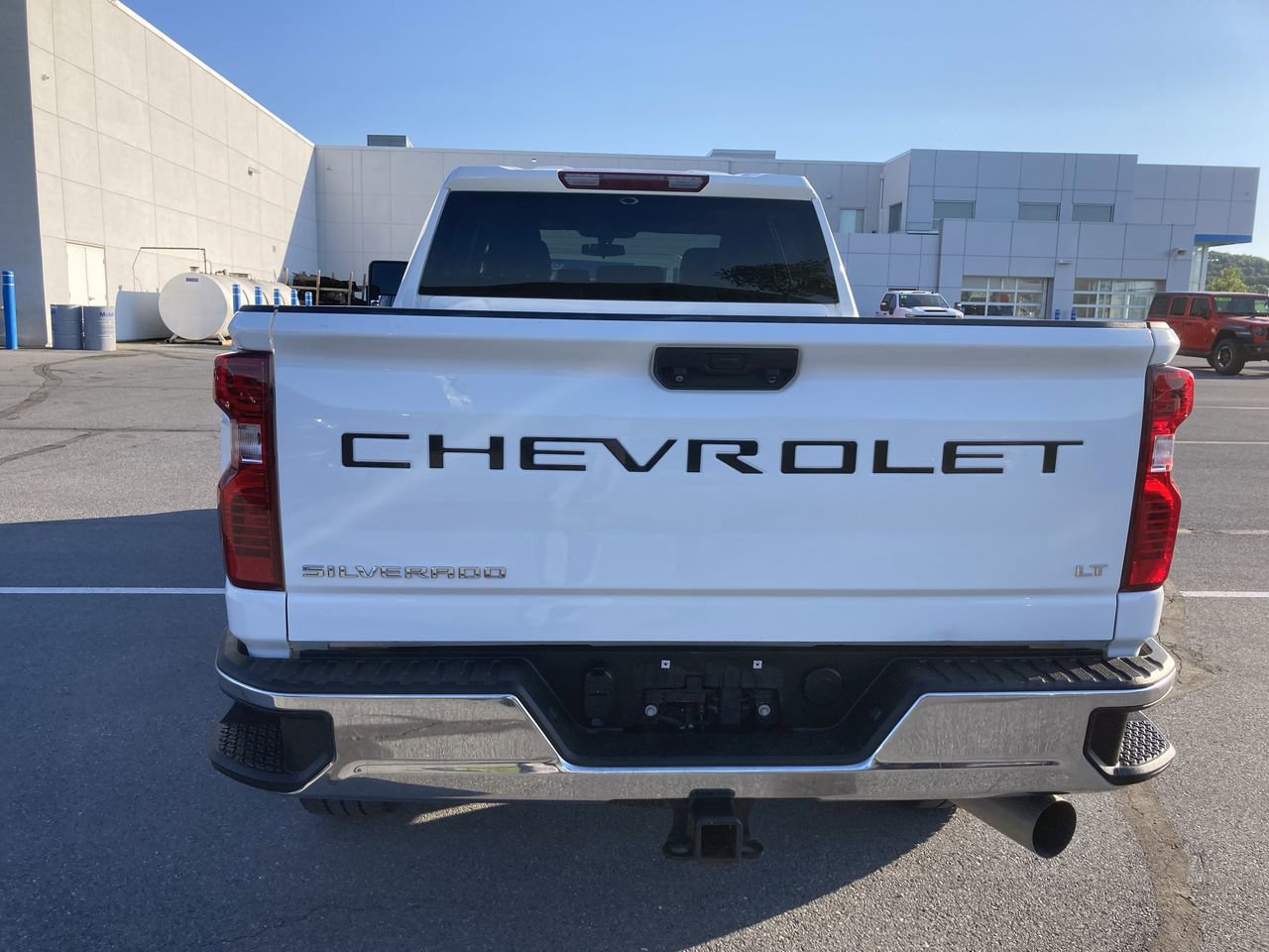 Used 2022 Chevrolet Silverado 3500 LT w/ Convenience Package AWD/4WD image 6