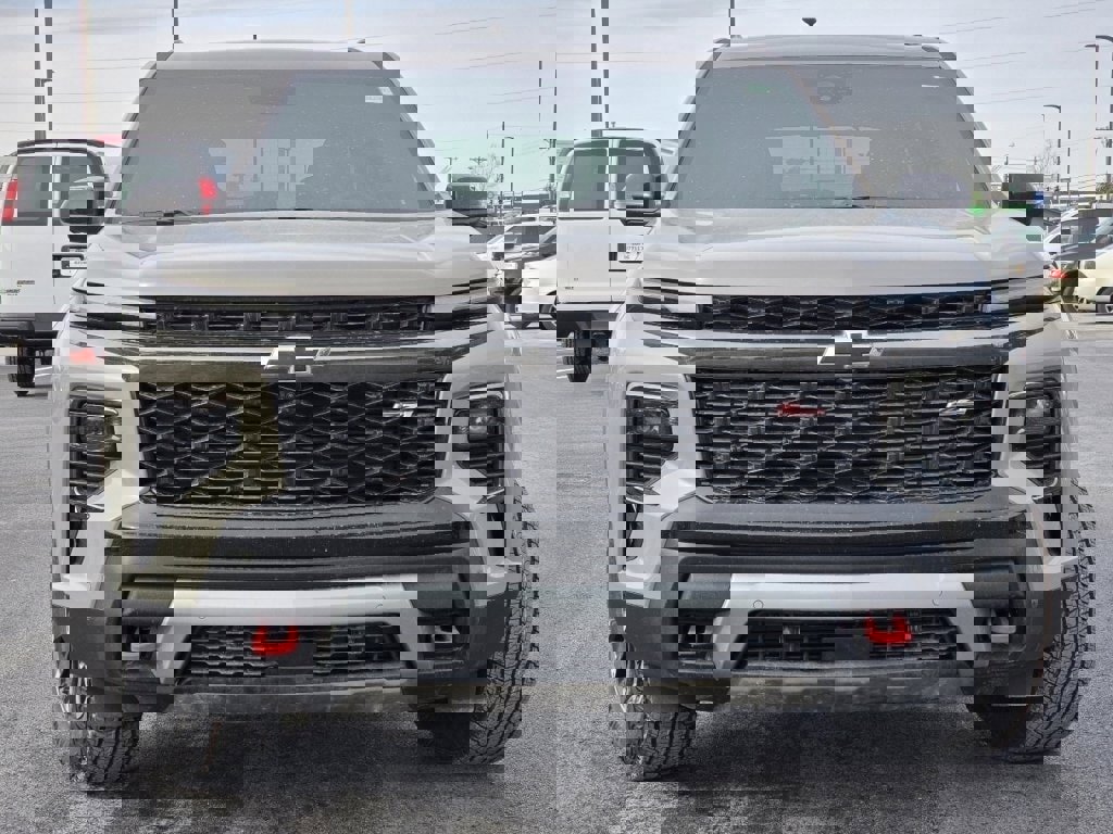 New 2026 Chevrolet Traverse Z71 w/ Enhanced Driving Package image 9