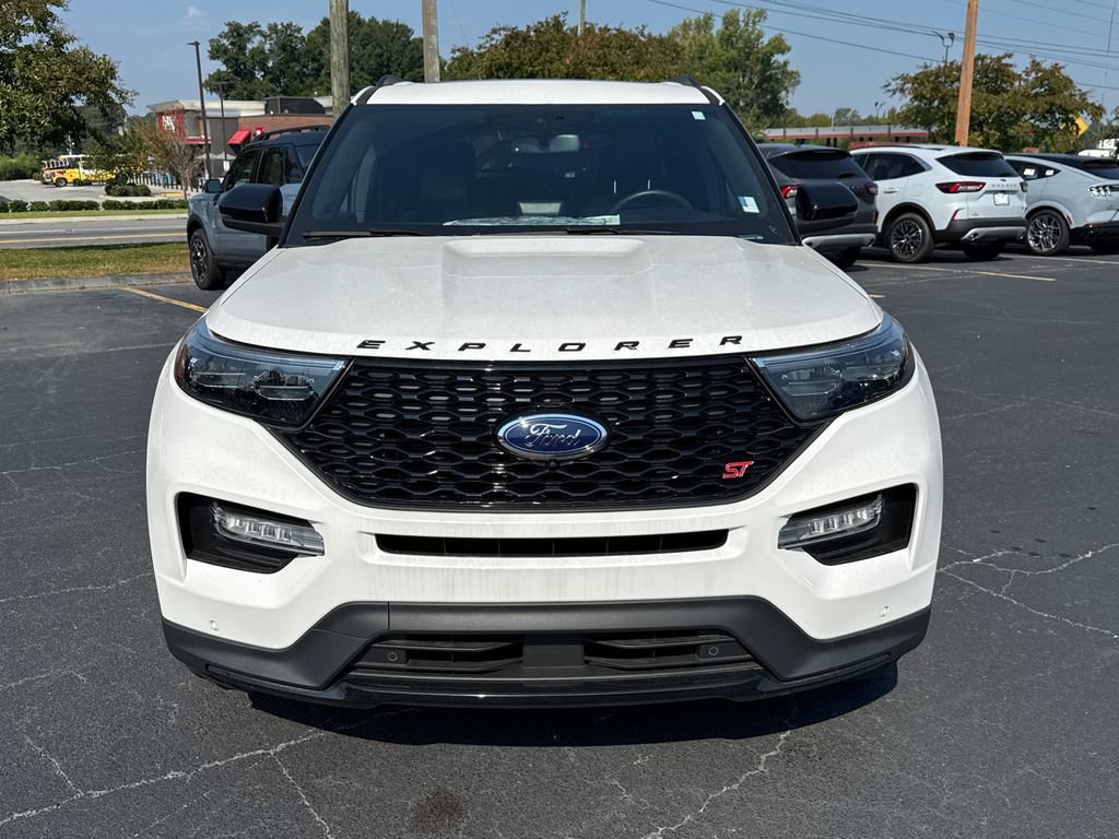 New 2024 Ford Explorer ST w/ Equipment Group 401A AWD/4WD image 8