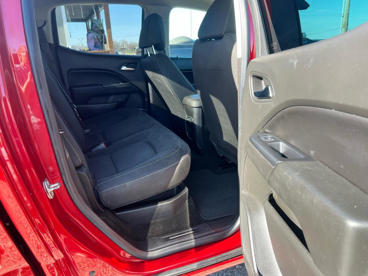 Used 2015 Chevrolet Colorado LT w/ LT Convenience Package AWD/4WD image 13