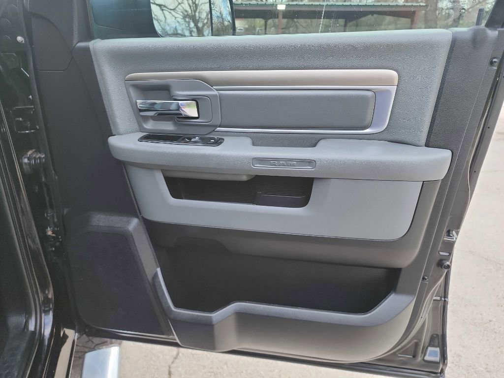 Used 2014 RAM 2500 Lone Star image 35
