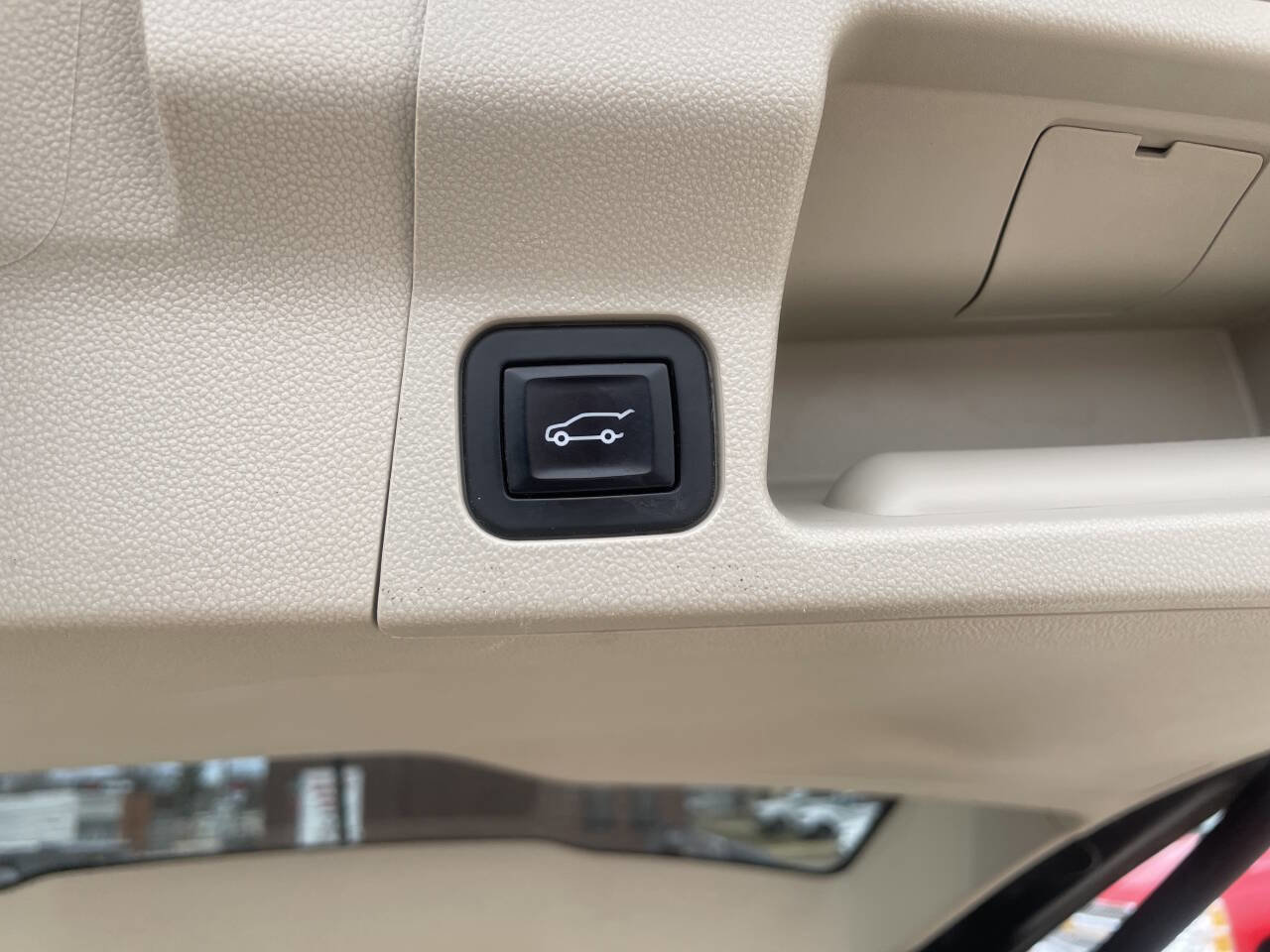 Used 2018 GMC Acadia Denali w/ Technology Package image 32