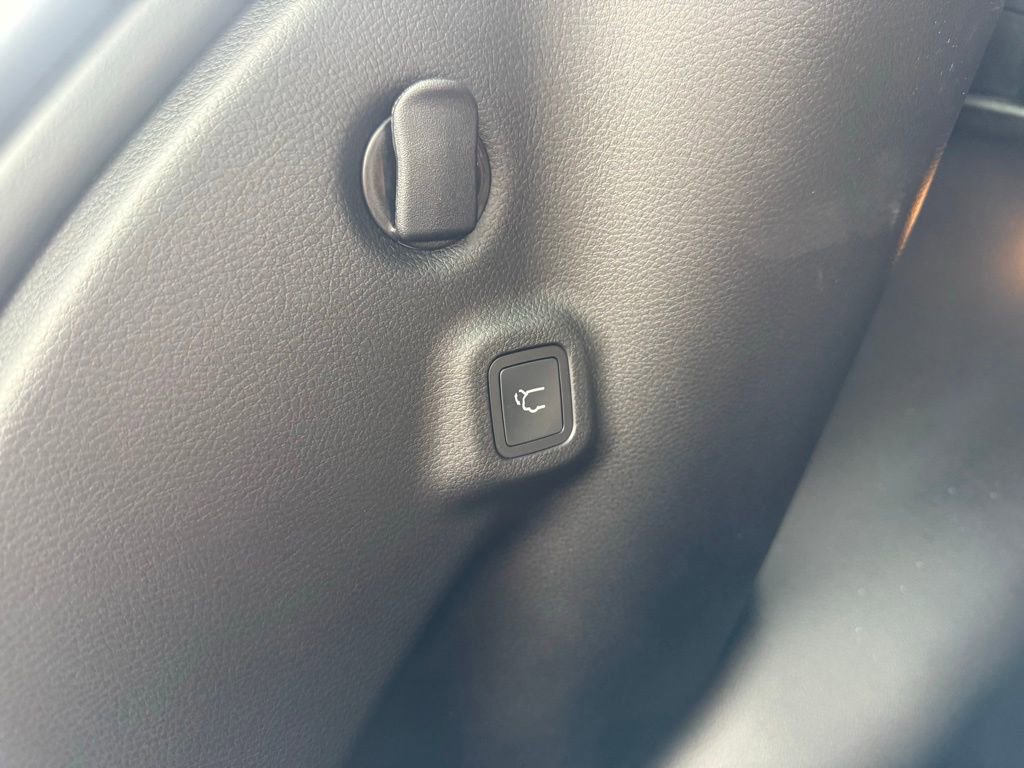 New 2026 Jeep Compass Limited image 43