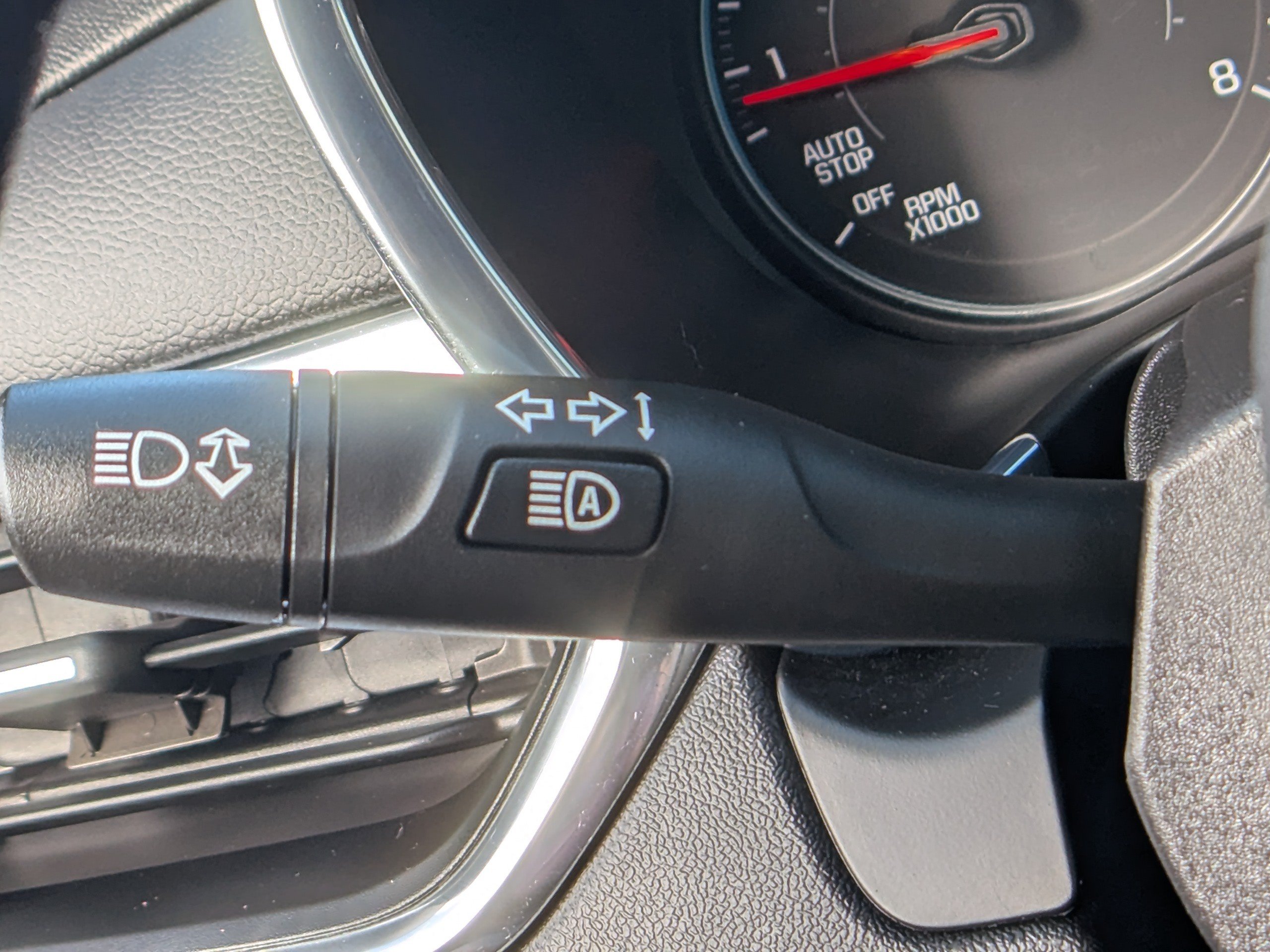 Used 2023 Chevrolet Equinox LT AWD/4WD image 28