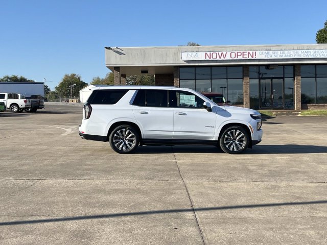 New 2027 Chevrolet Tahoe High Country AWD/4WD image 3