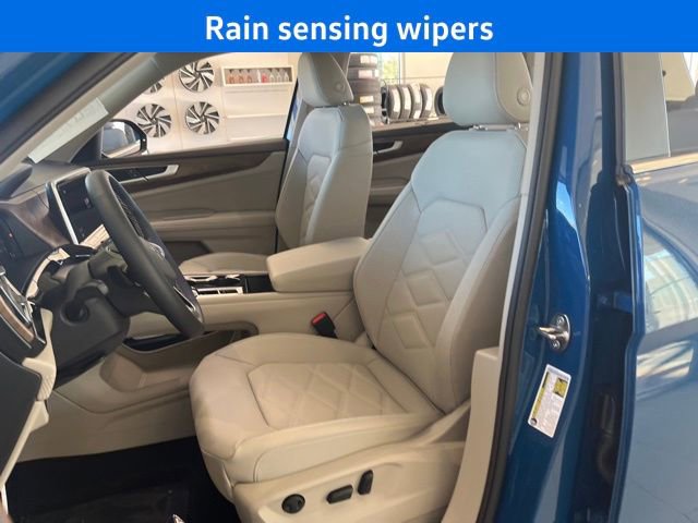 New 2025 Volkswagen Atlas SE image 15