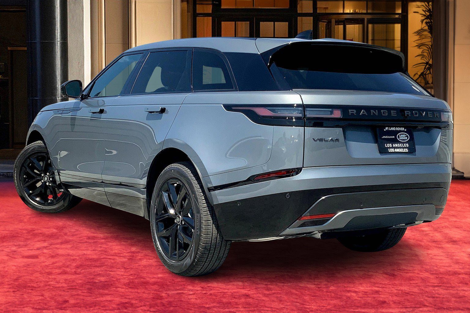 New 2026 Land Rover Range Rover Velar Dynamic SE image 3
