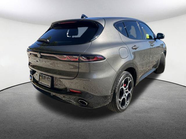 Used 2024 Alfa Romeo Tonale Veloce w/ Active Assist Package AWD/4WD image 14