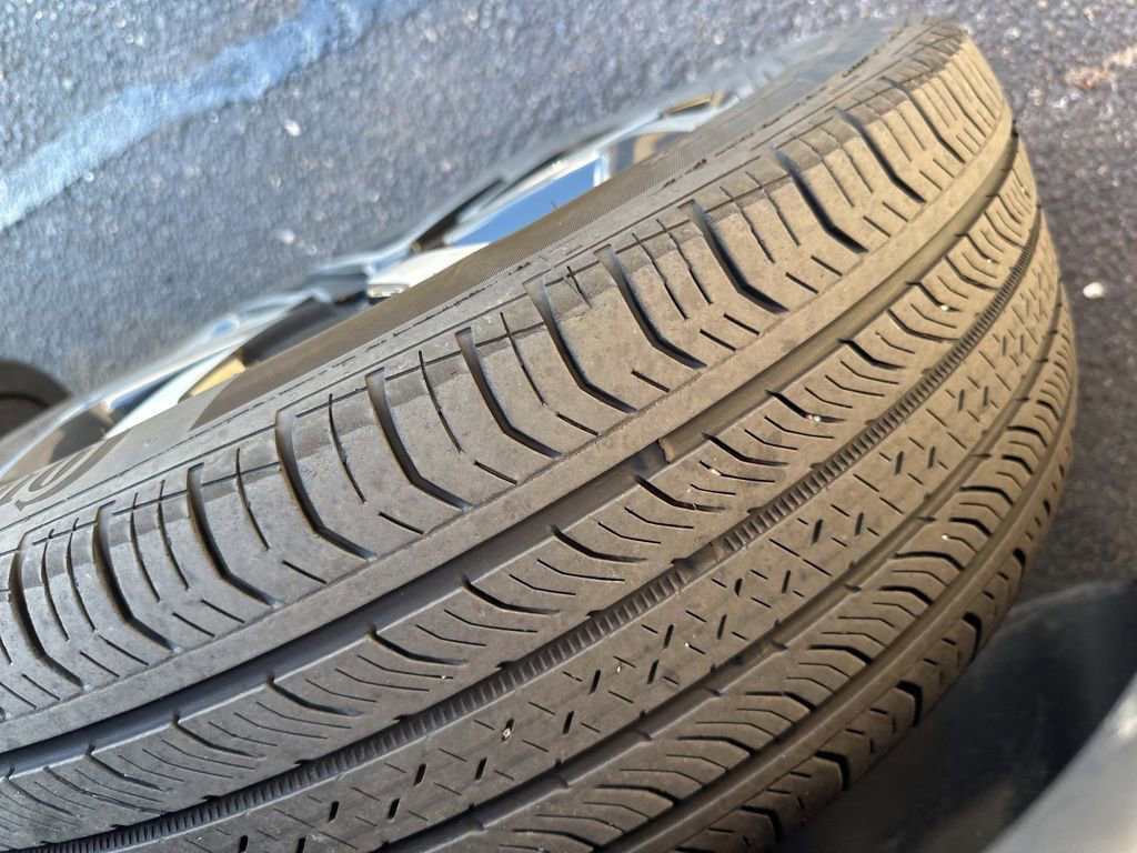 Used 2023 Jeep Compass Limited image 4